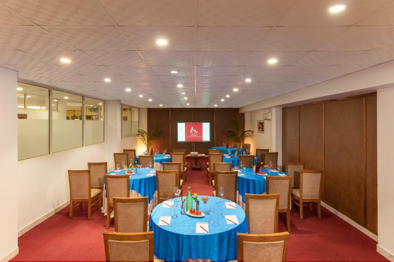 Inde Hotel Cyber City Gurgaon Extérieur photo